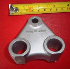 (GPZ 1000 RX) Motorhalter vorn links 32029-1396 BRACKET ENGINE FRONT L.H.