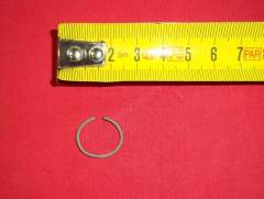 (500 H 1, C) Sicherungsring Motordeckel rechts 92036-016 CIRCLIP ENGINE COVERS R.H.