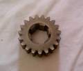 (750 Zephyr, GPZ 750 UT, viele andere Modelle) Zahnrad Getriebeeingangswelle 2.Gang 13130-041 2ND GEAR INPUT SHAFT 19 T 13260-1511